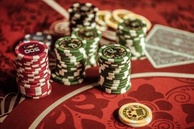 bri 303 support team responding to account and payment questions